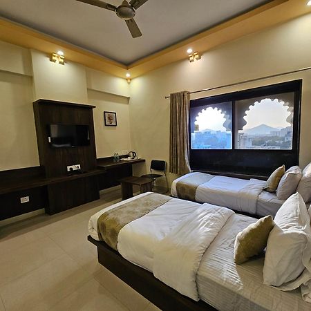 Hotel Riddhi Inn Udaipur Buitenkant foto