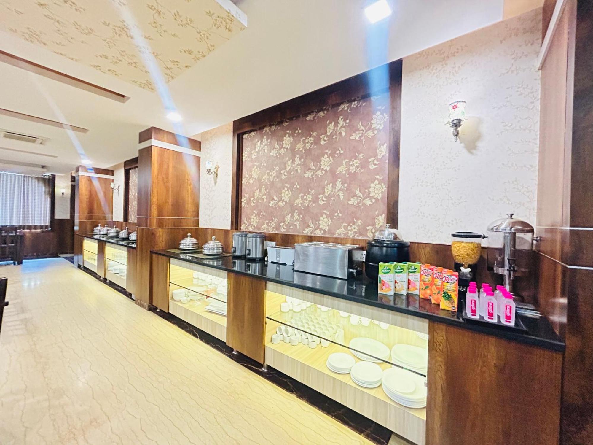 Hotel Riddhi Inn Udaipur Buitenkant foto