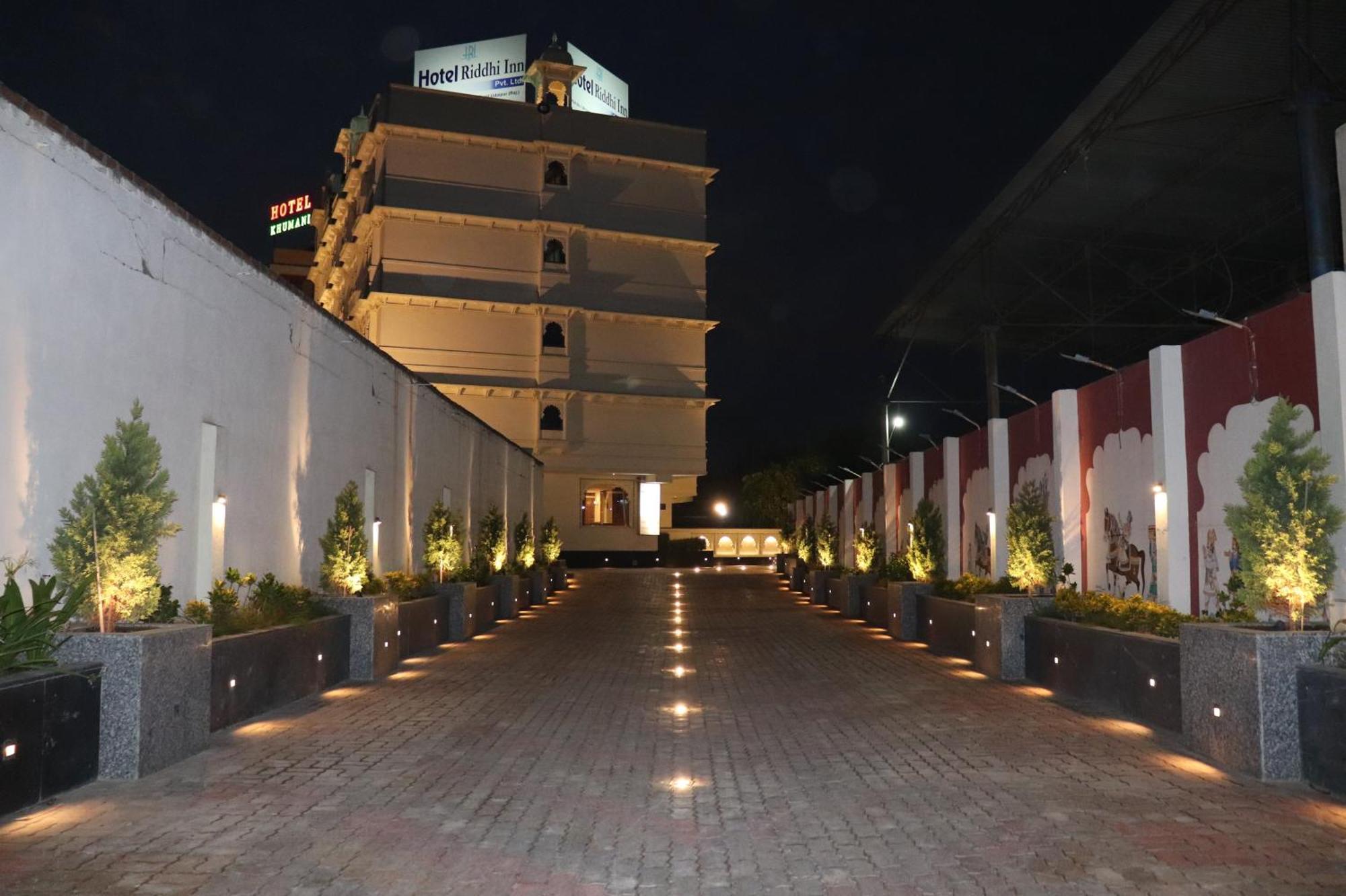 Hotel Riddhi Inn Udaipur Buitenkant foto