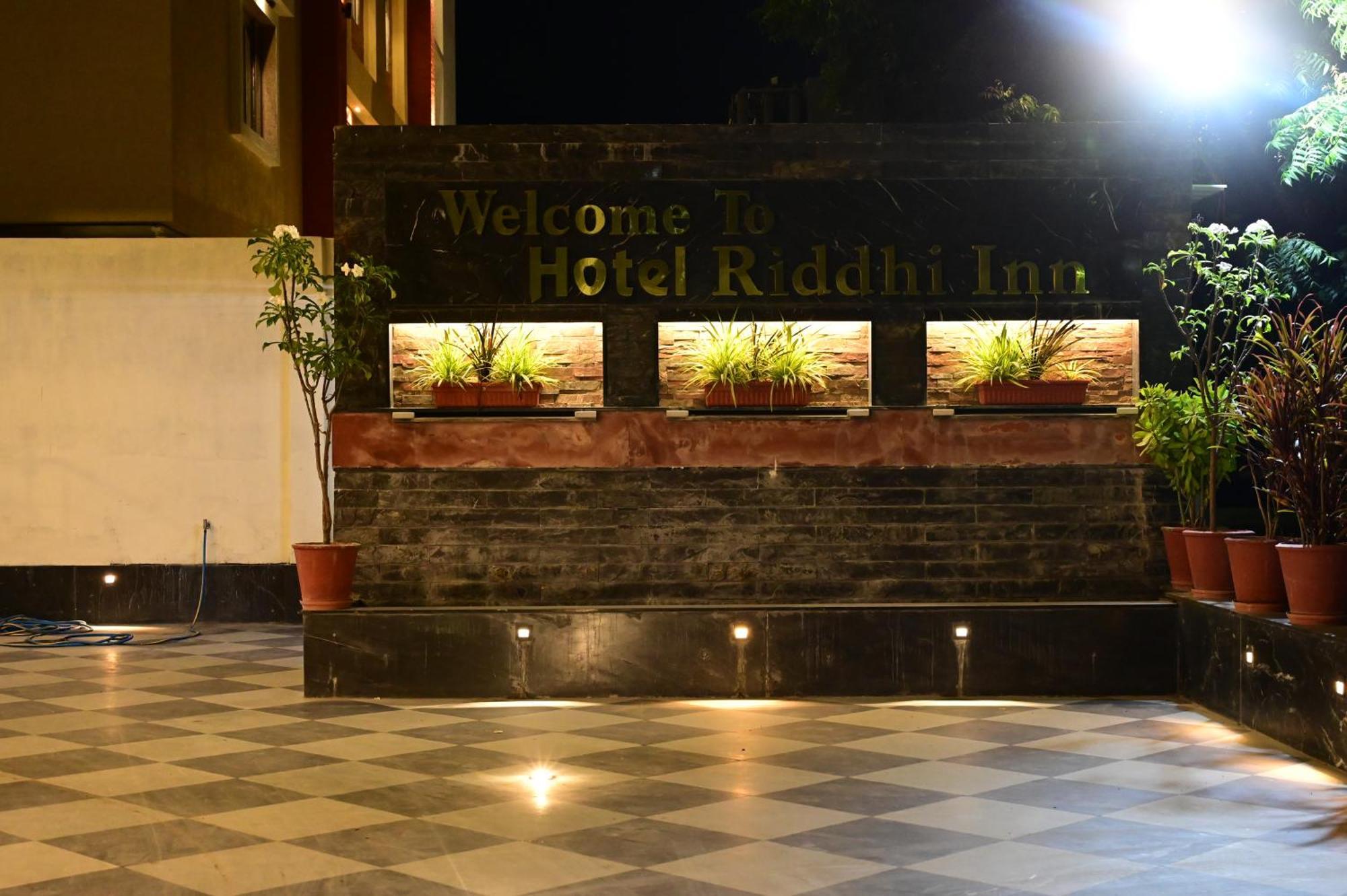 Hotel Riddhi Inn Udaipur Buitenkant foto