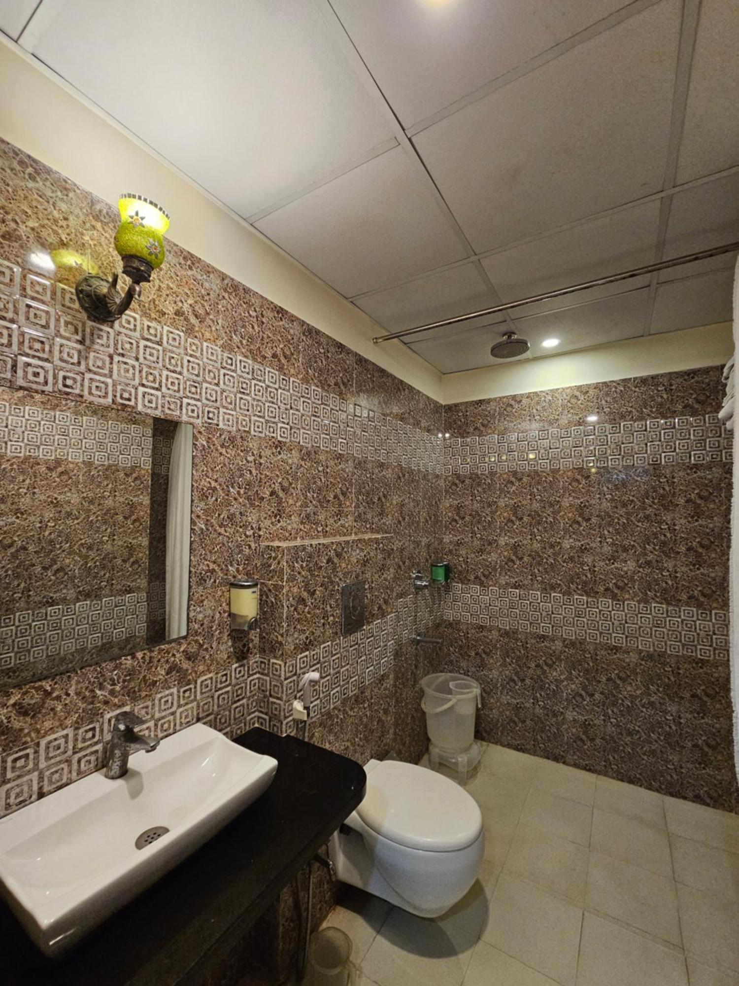 Hotel Riddhi Inn Udaipur Buitenkant foto