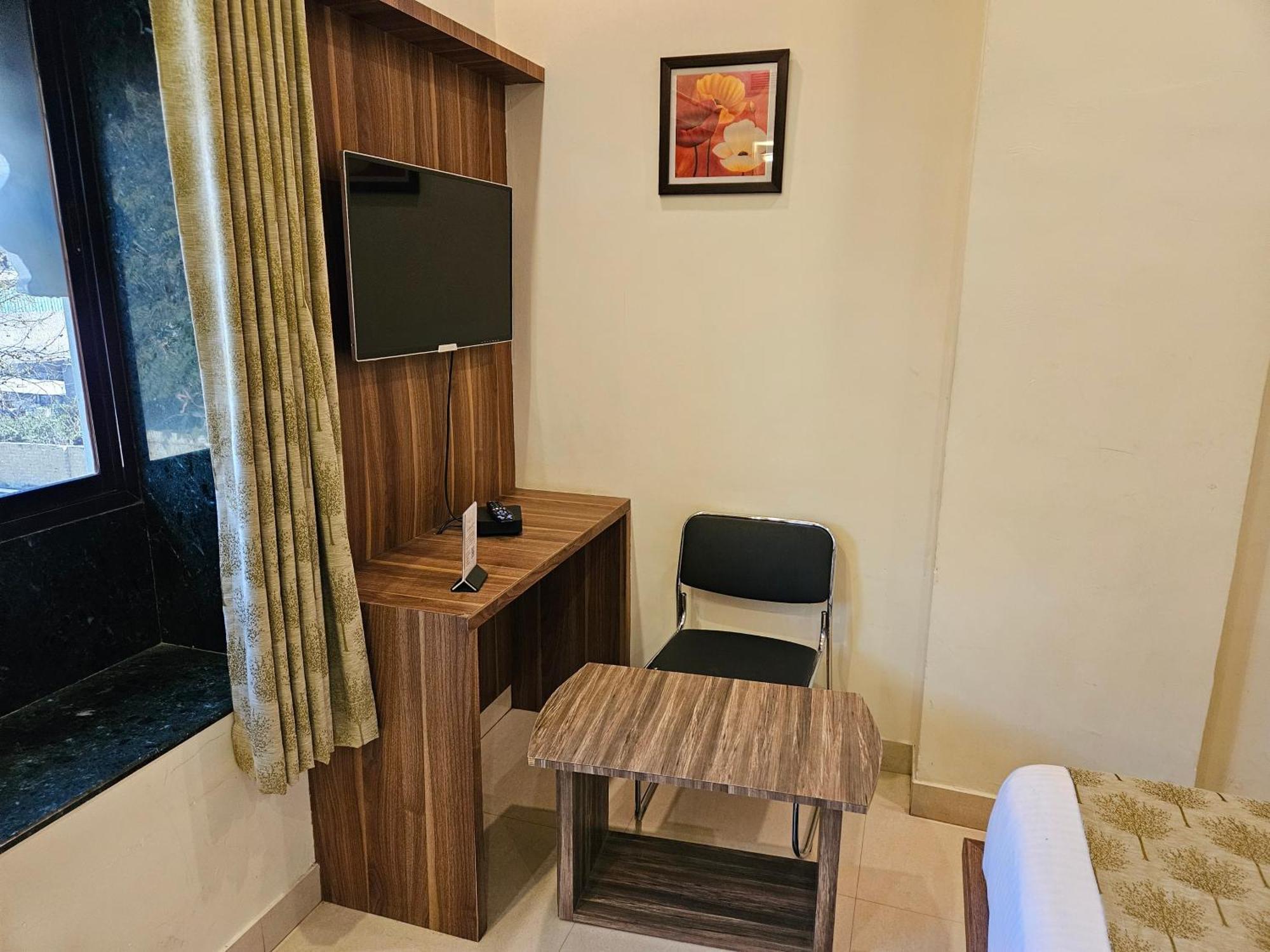 Hotel Riddhi Inn Udaipur Buitenkant foto