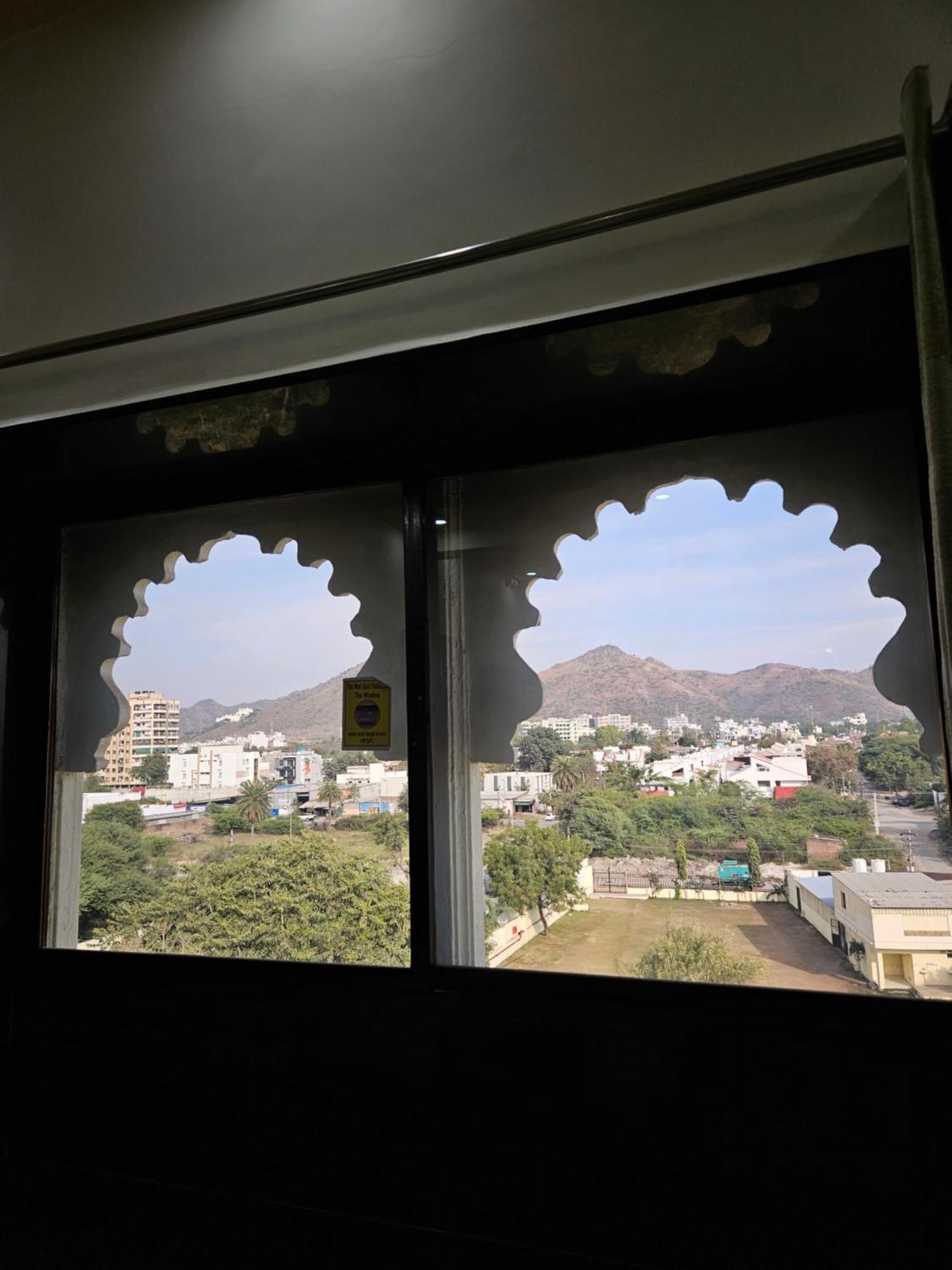 Hotel Riddhi Inn Udaipur Buitenkant foto